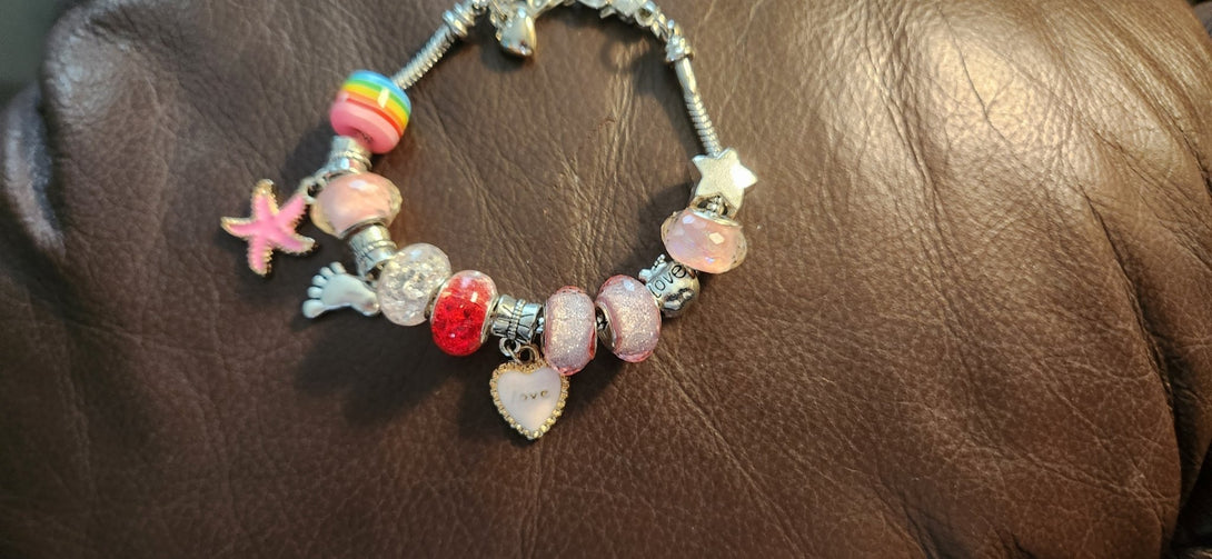 Pink Love Charm Bracelet - Attitudes and Gratitudes