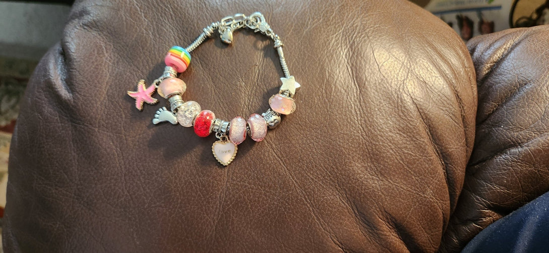 Pink Love Charm Bracelet - Attitudes and Gratitudes